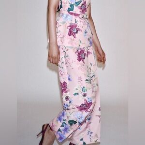 Zara high-waisted pink floral wide-leg satin trouser pants. M NWT